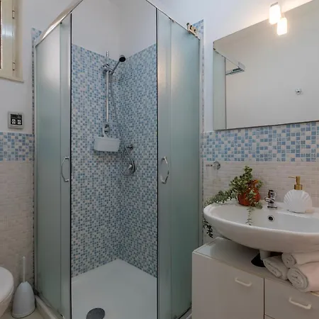 Lejlighed Itadhome - Coral Beachside With Pool And Private Parking