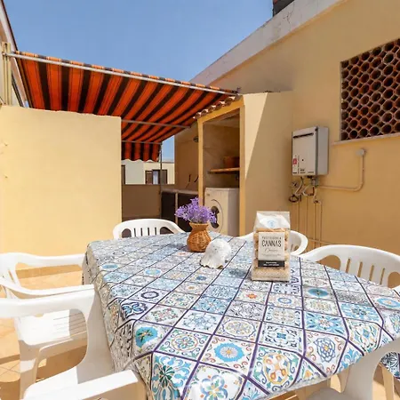 Itadhome - Coral Beachside With Pool And Private Parking Lejlighed *